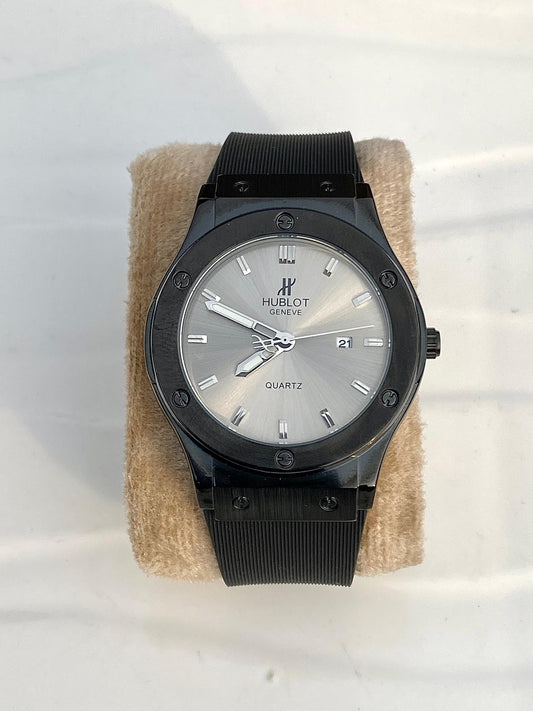 Classic Black Dial  Black Silicon Strap Watch ⌚️HUB