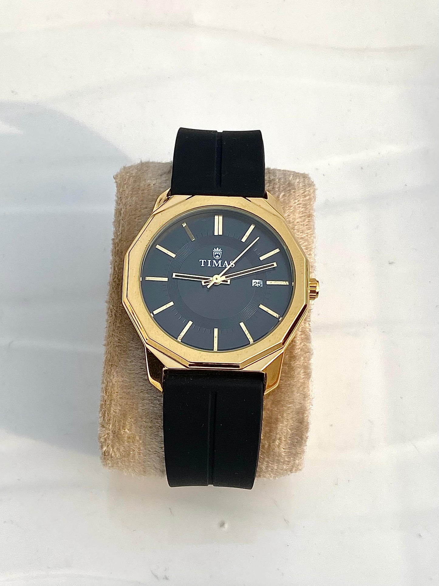 Classic Black Dial Gold Hardware Black Silicon Strap Watch ⌚️