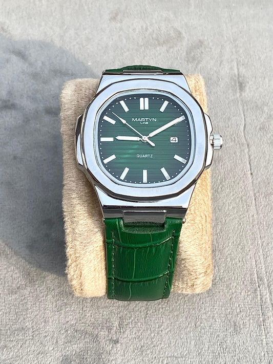 Exquisite Martin Emerald Dial Silver Emerald leather Watch ⌚️